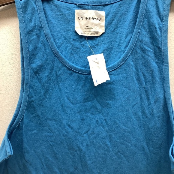 On the Byas Size Small Men’s Vibrant Blue Tank Top. New With Tags - Picture 2 of 4